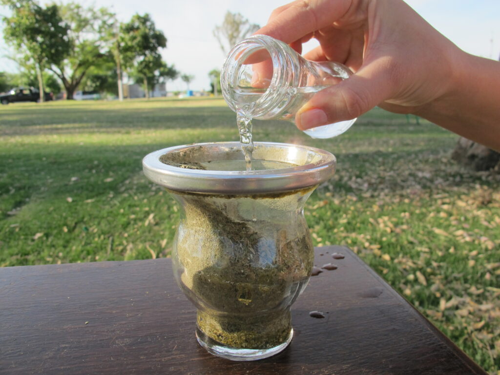 how to prepare yerba mate add cool water