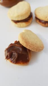 cornflour alfajores