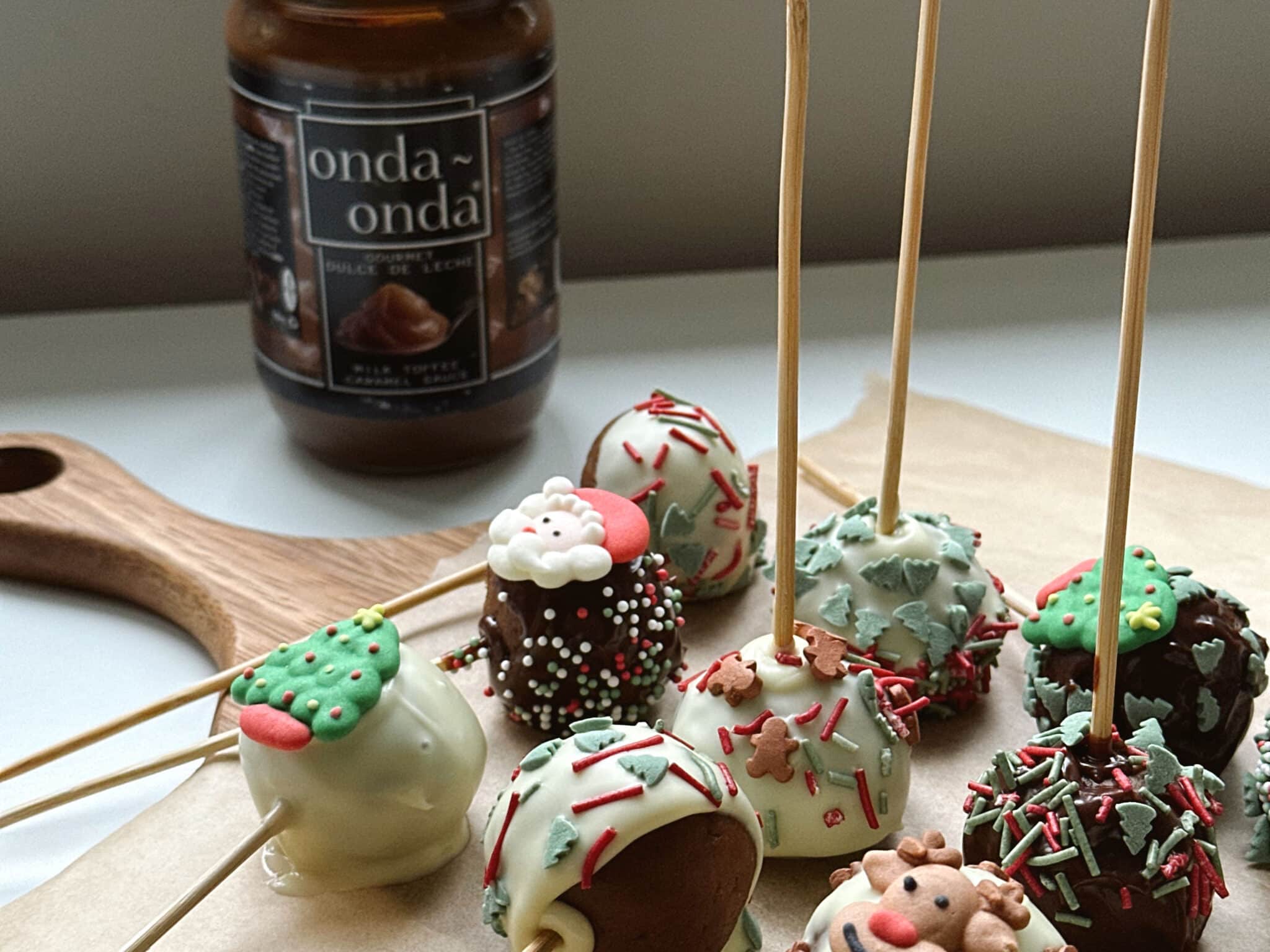Recipe: Christmas Dulce de Leche Cakepops