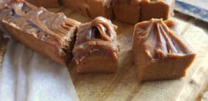 easy 3 ingredient no cook dulce de leche fudge recipe