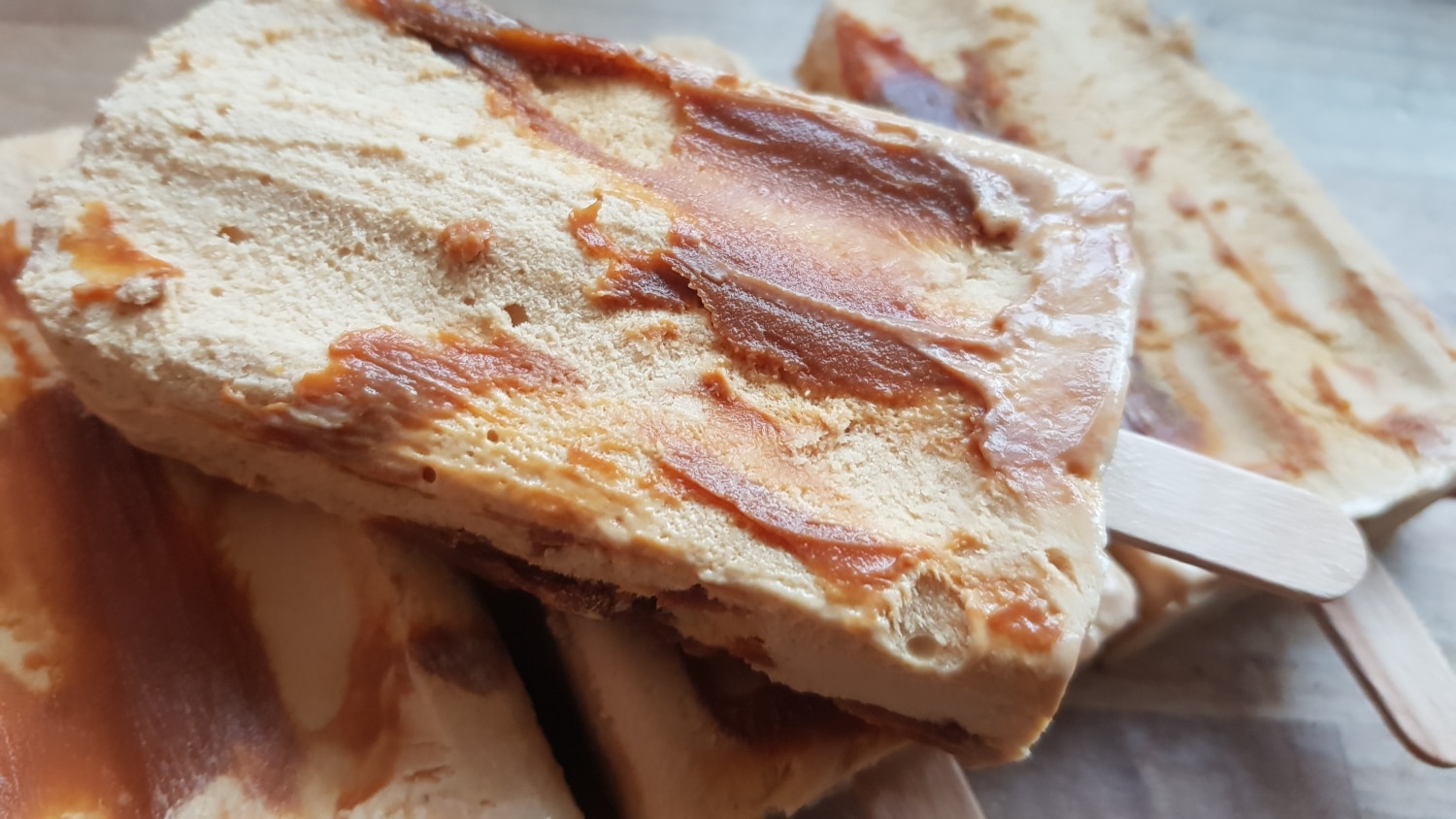 Homemade Dulce de Leche Icecream Popsicles